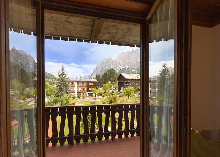 Apartment Casa Verocai, Graziosi Bilocali In Centro A Cortina